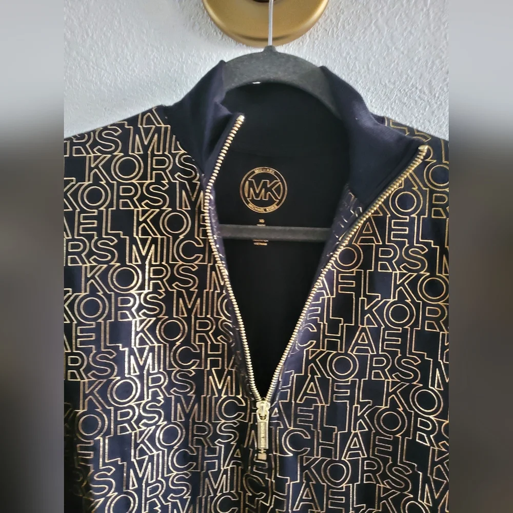 MICHAEL KORS women`s sweatshirt allover Monogram Logo 1/2 zip Size XS $98